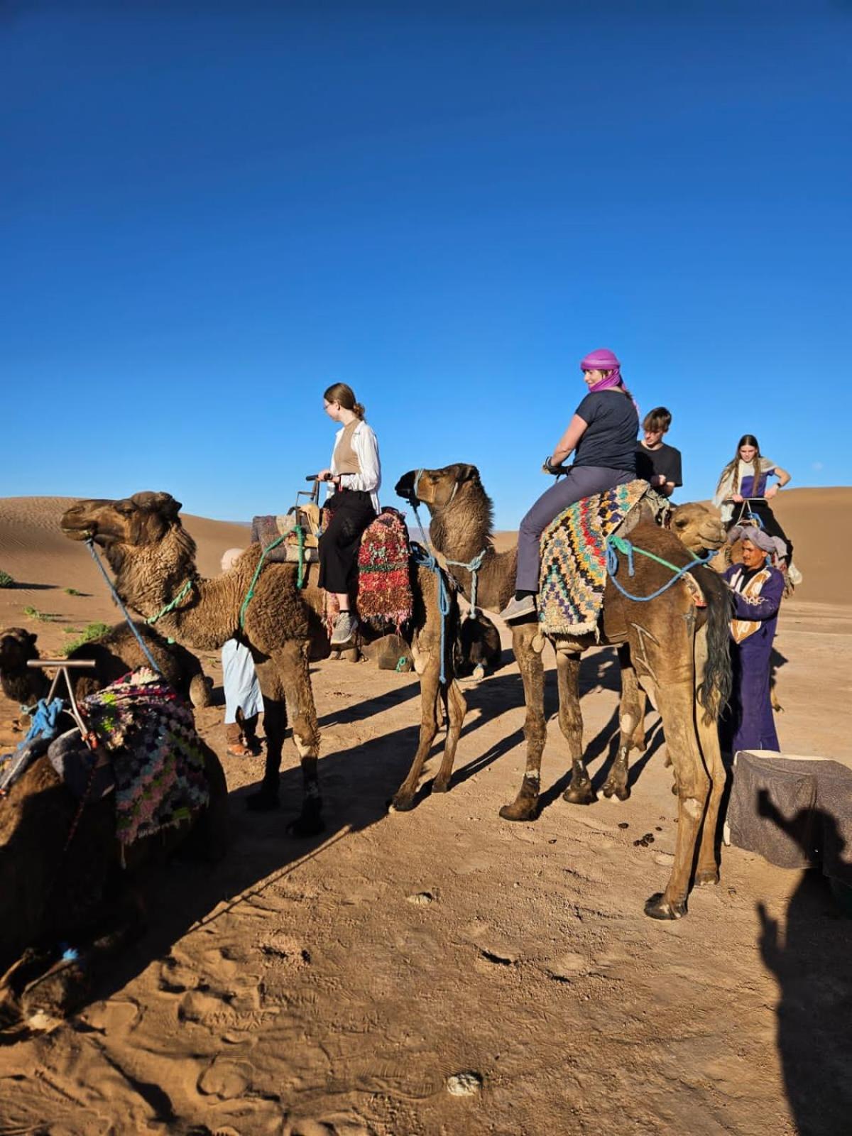 Bivouac Cote-Iriki Hotel โฟอัม ซกูด ภายนอก รูปภาพ
